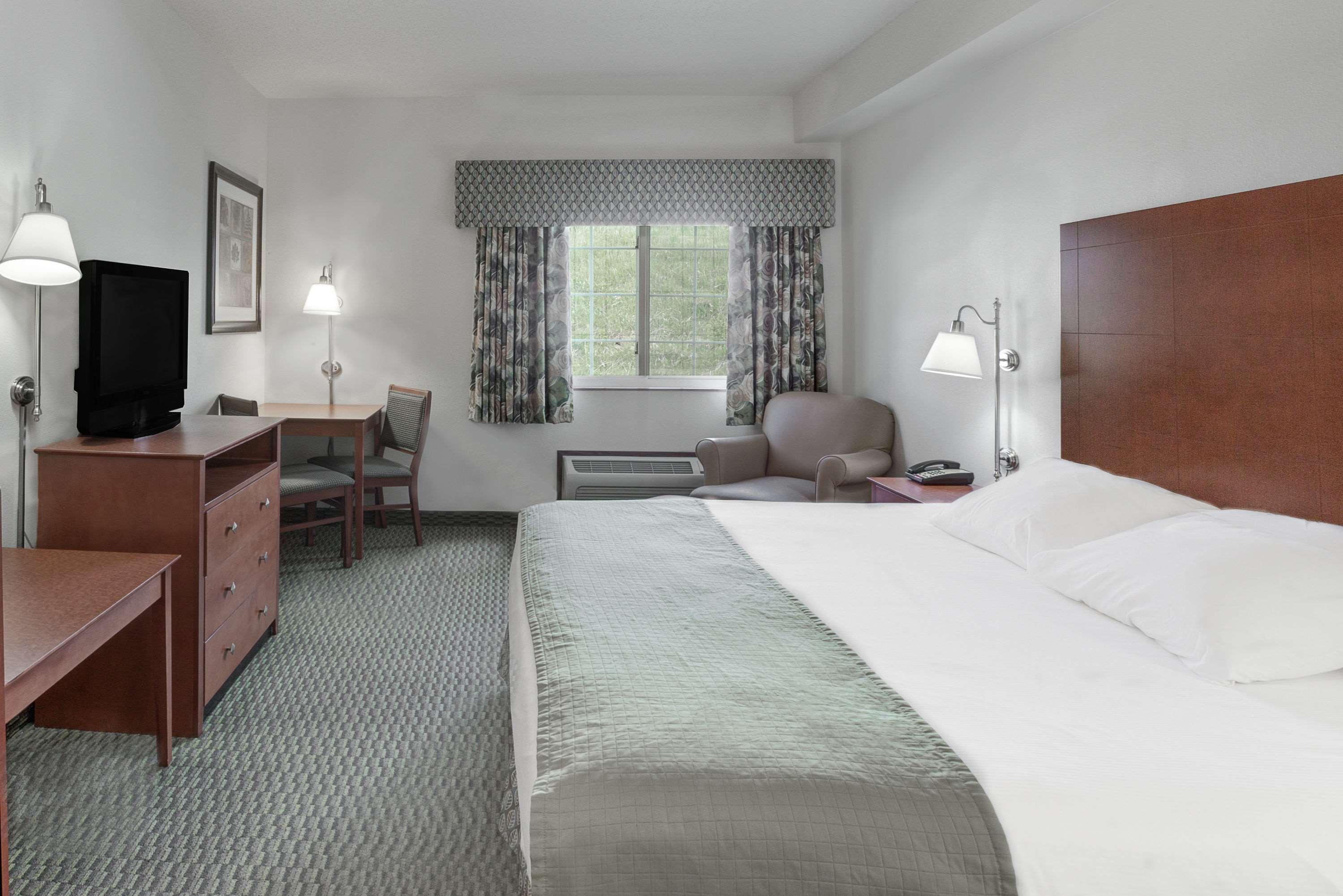 Days Inn By Wyndham Carroll Exteriér fotografie